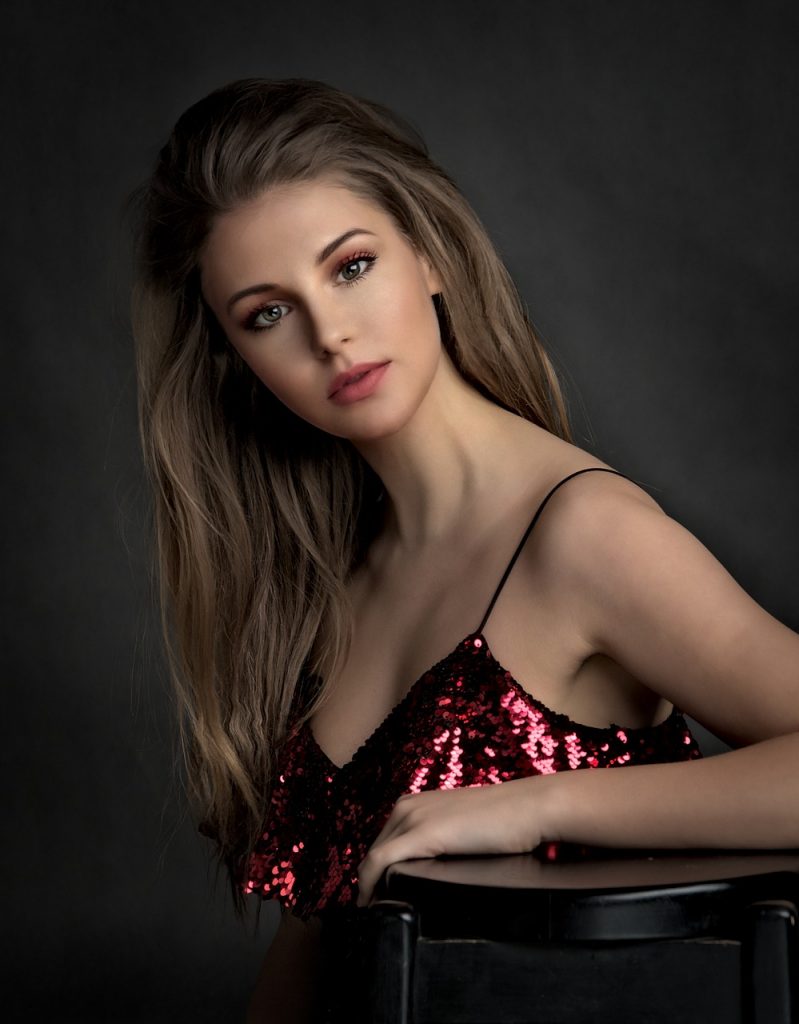 Luxury makeup and hair service for red carpet and events