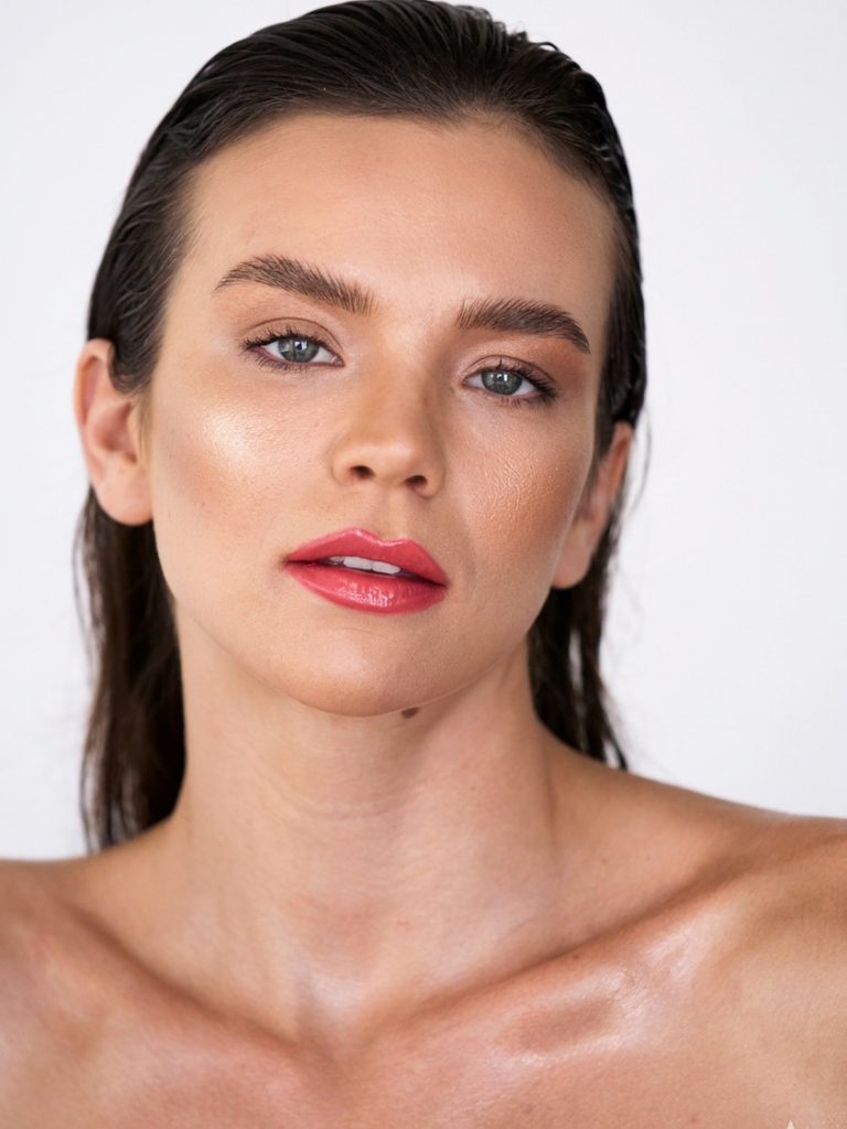natural perfect bronze skin makeup. Fair skin makeup trends